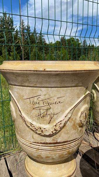 Poteries design Cadenet