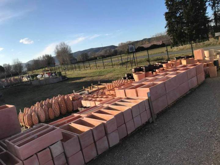 Poteries extérieures Cadenet