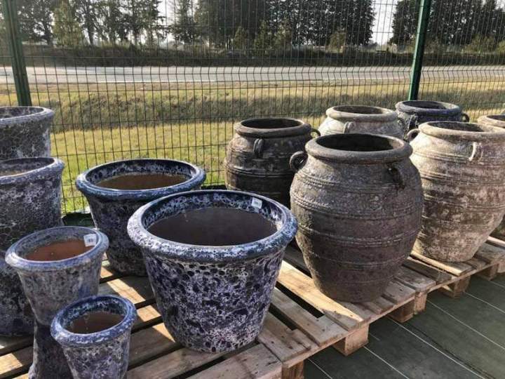 Vente de poteries Cadenet